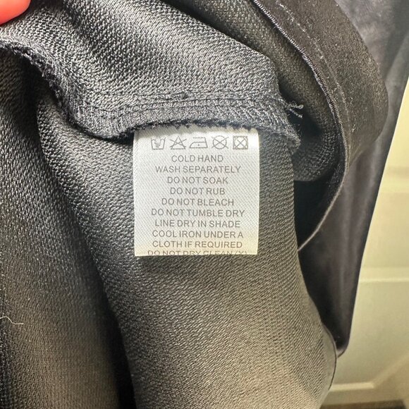 Meshki Giselle Off Shoulder Cowl Neck Satin Maxi Gown Dress XXS - NEW - Picture 12 of 15